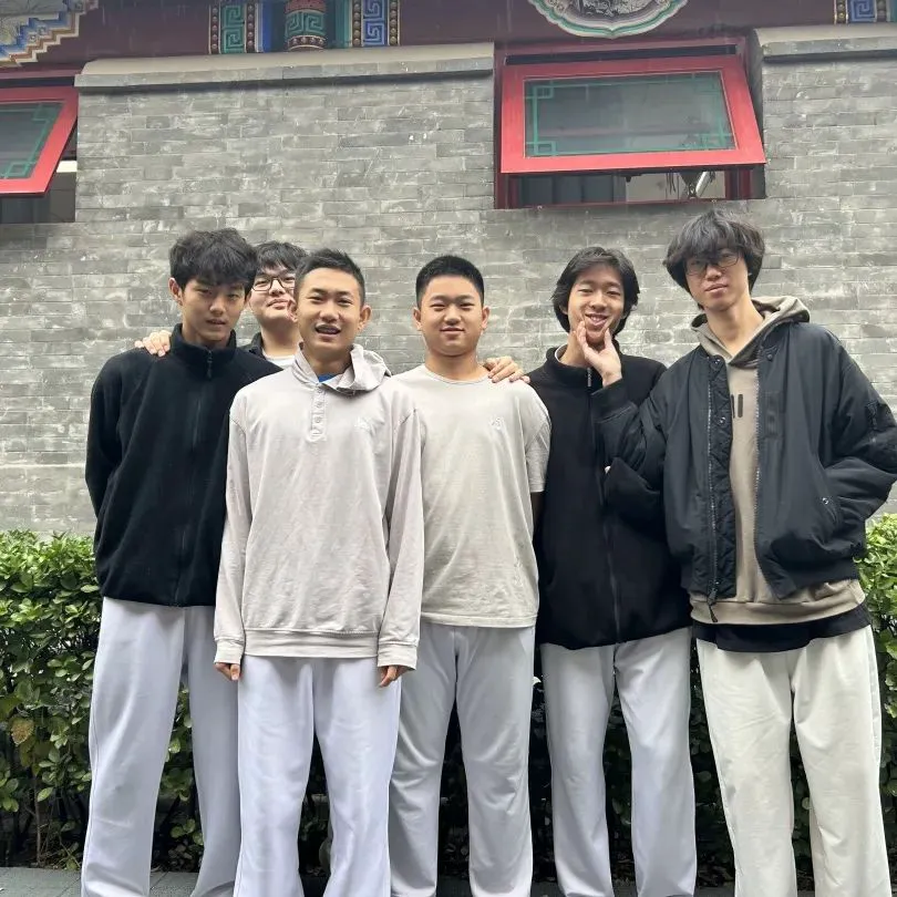 如何利用篮球青训营提升个人技术和团队协作?_0